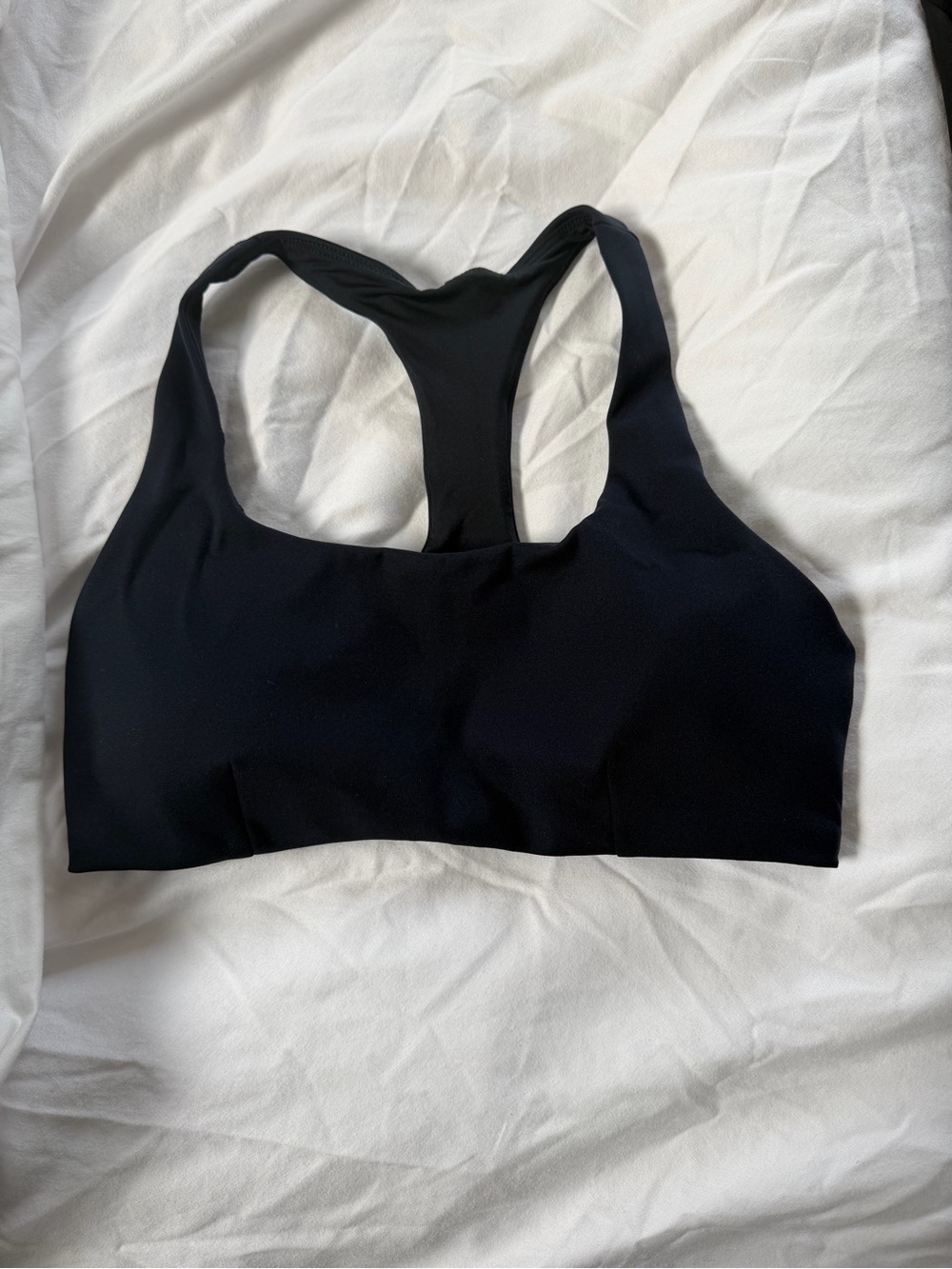 Vuori Black Racerback Seamless Sports Bra